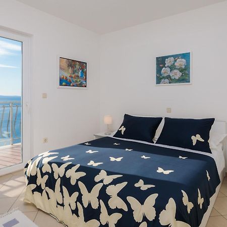 Beach Penthouse Diamond Omiš Quarto foto